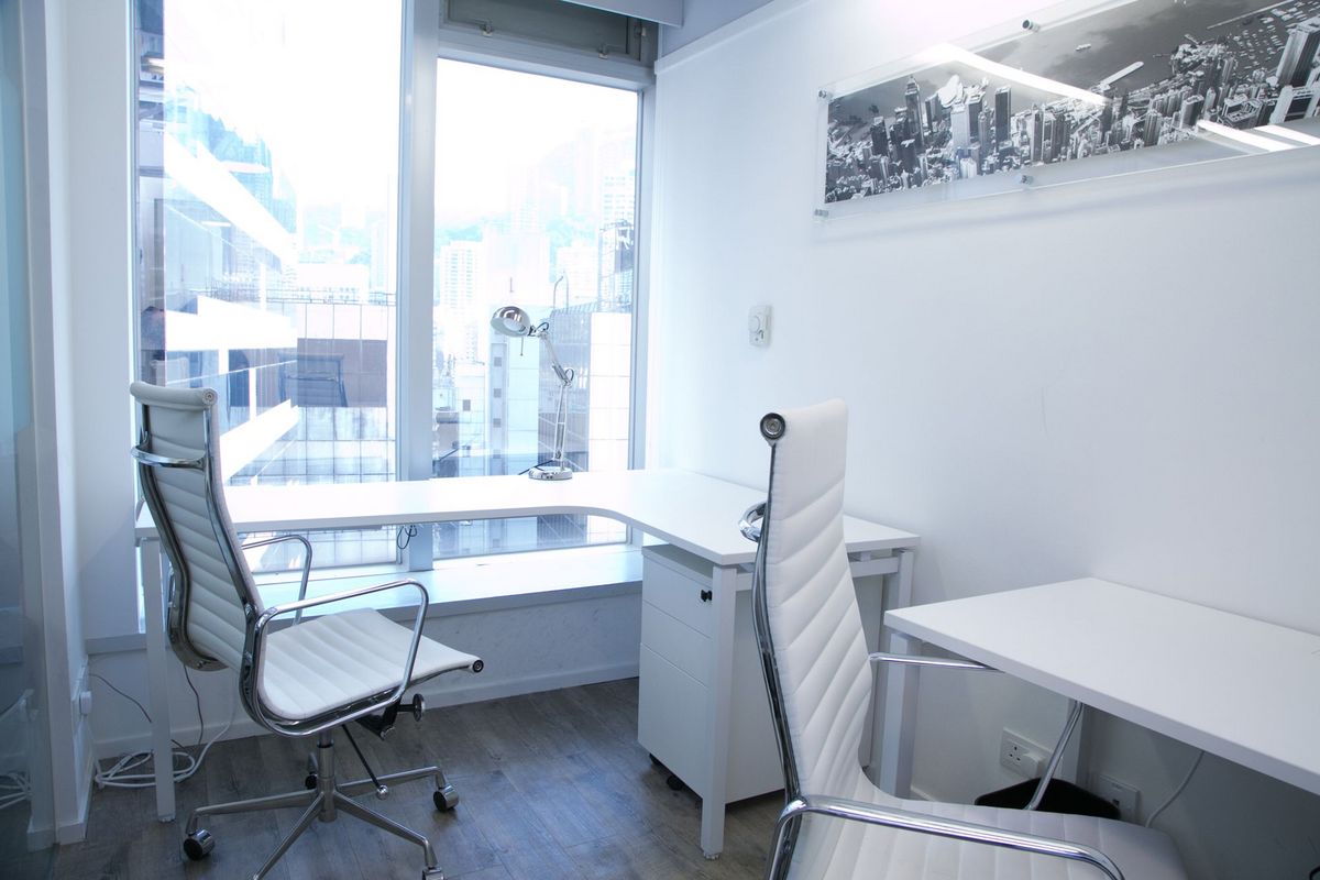French_Chamber_Hong-Kong_two_seats_office_white_coworking_space_in_the_business_center