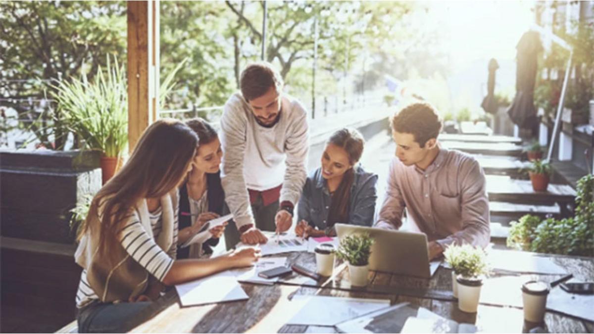 generic image of a meeting