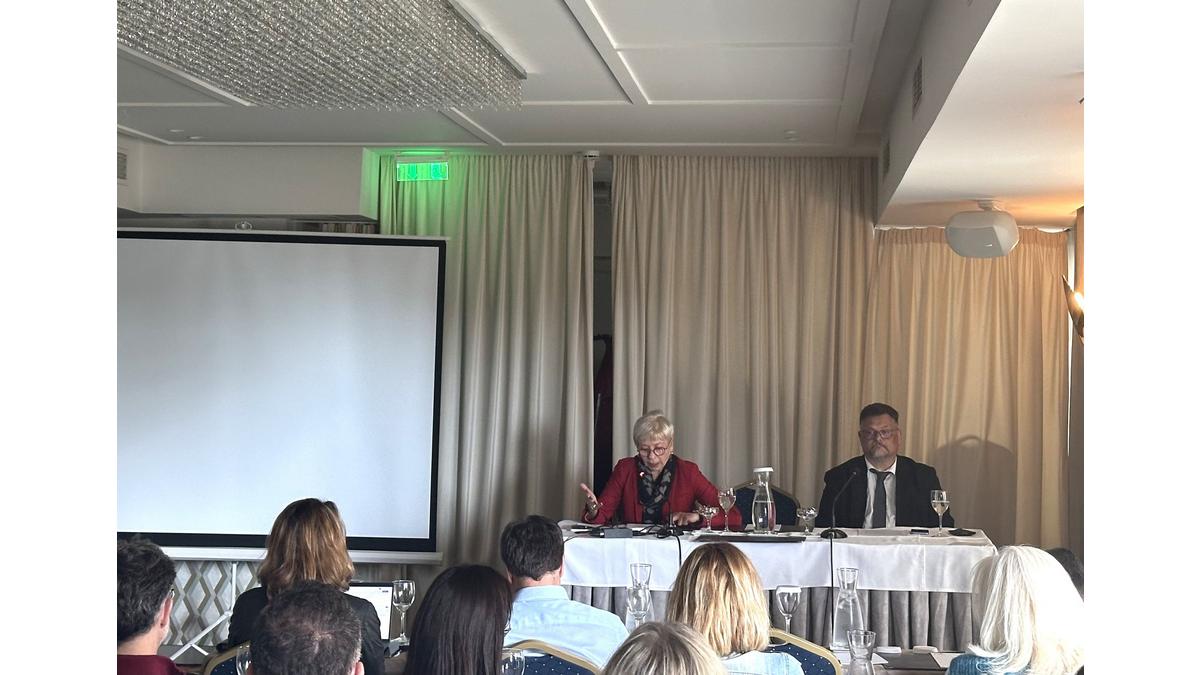 [Translate to Grec:] 