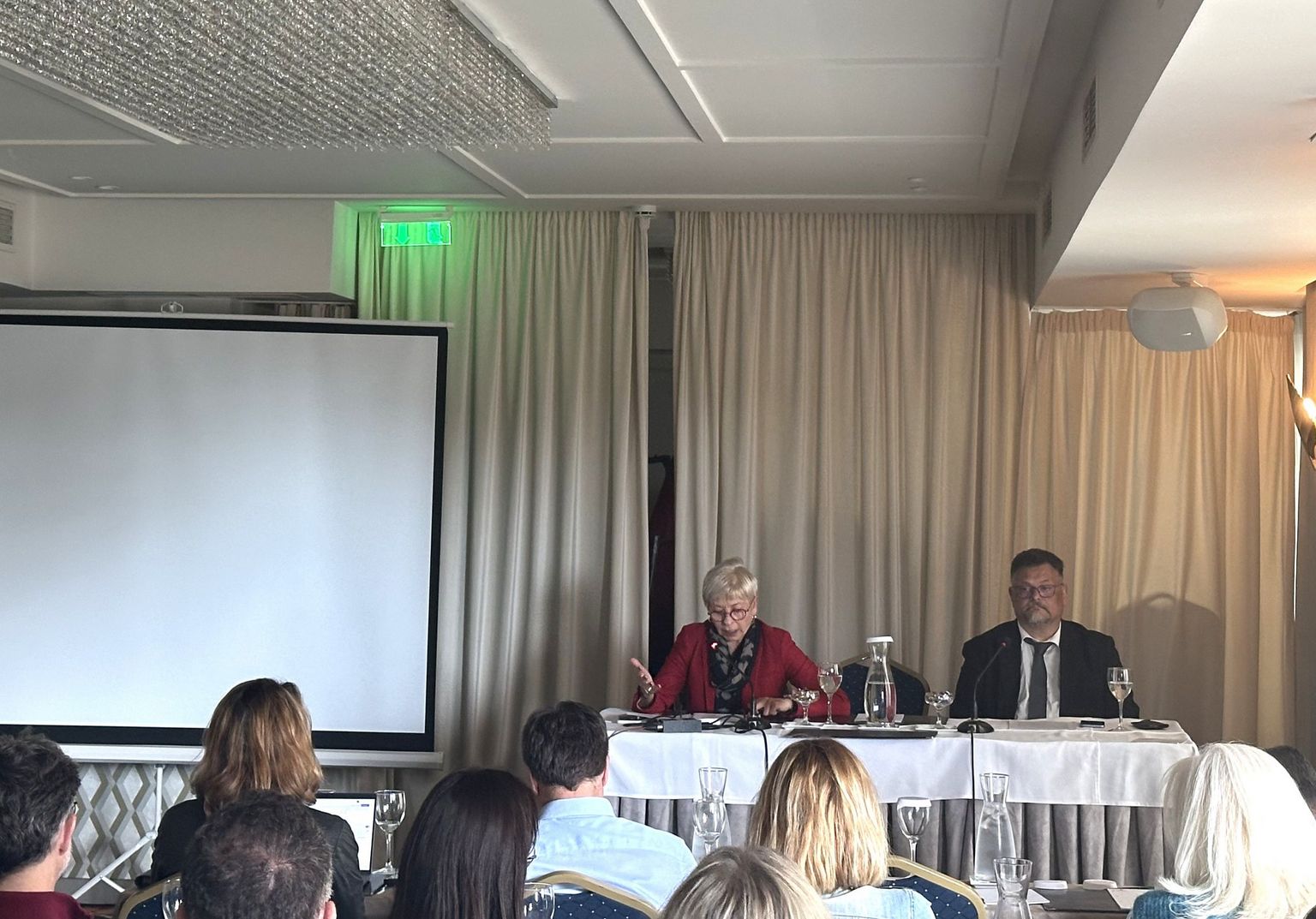 [Translate to Grec:] 