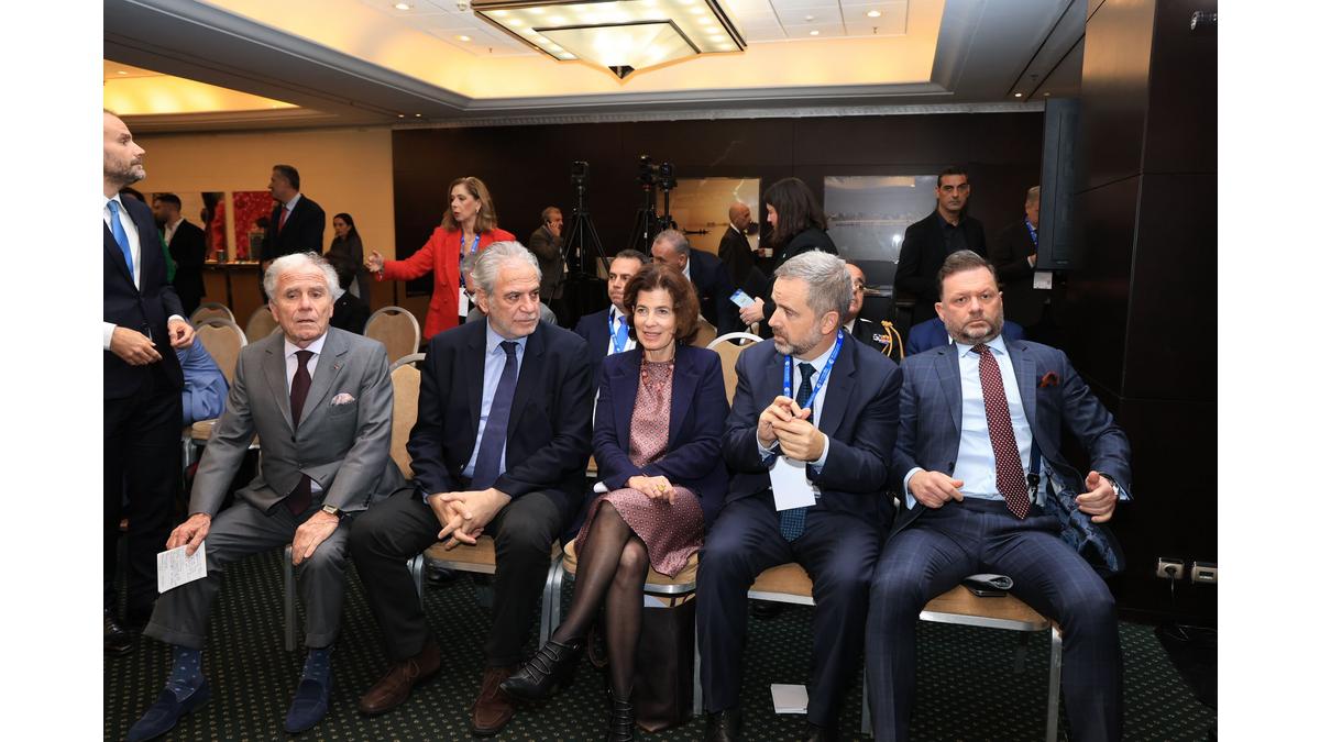 [Translate to Grec:] 