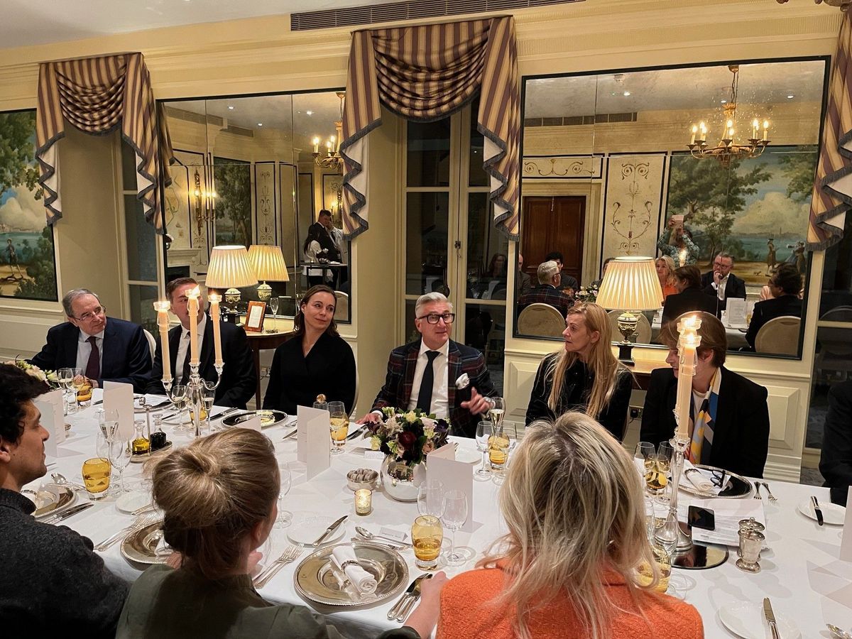 Elizabeth-Anglès-d’Auriac-french-chamber-great-britain