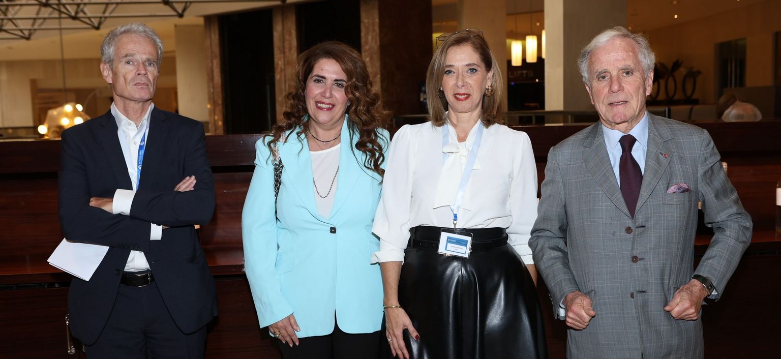 [Translate to Grec:] 