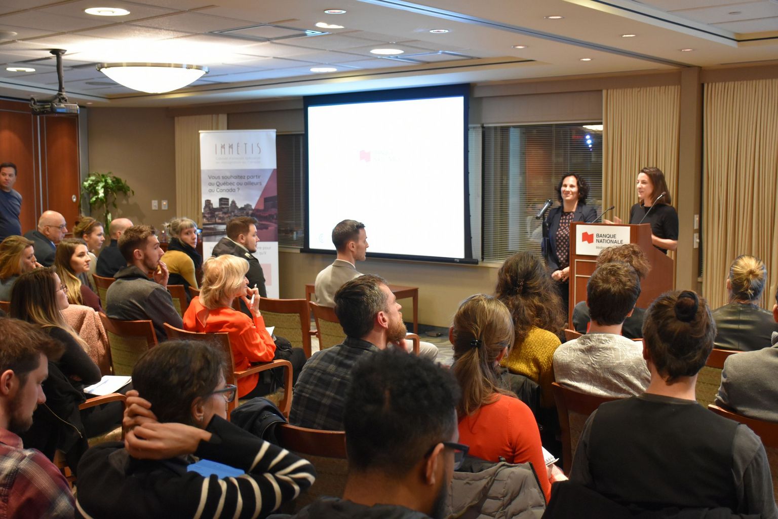 Photo de la conférence sur la résidence permanente