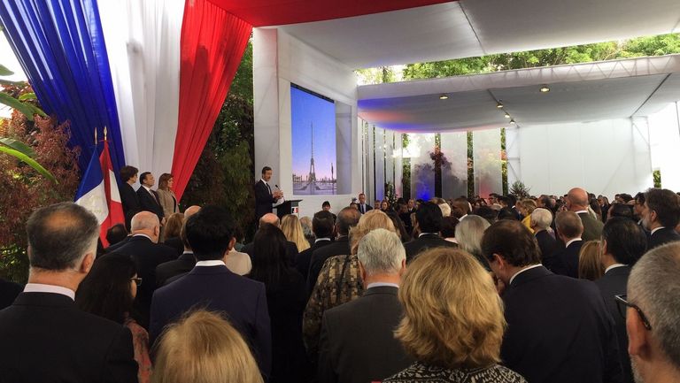 El discurso del Sr. Antoine Grassin, embajador de Francia en el Perú. 