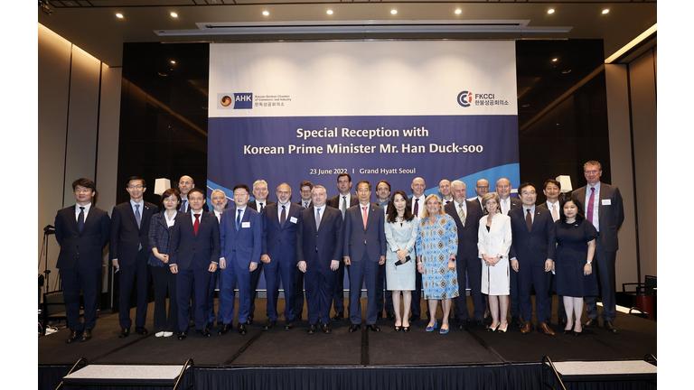 Special reception with Prime Minister Mr. Han Duck-soo