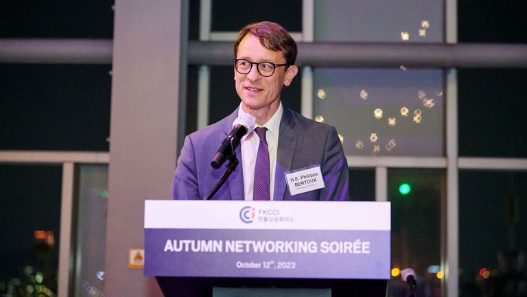 The FKCCI welcomes the French Ambssador and the French-Korean business community to its Autumn Networking Soirée 