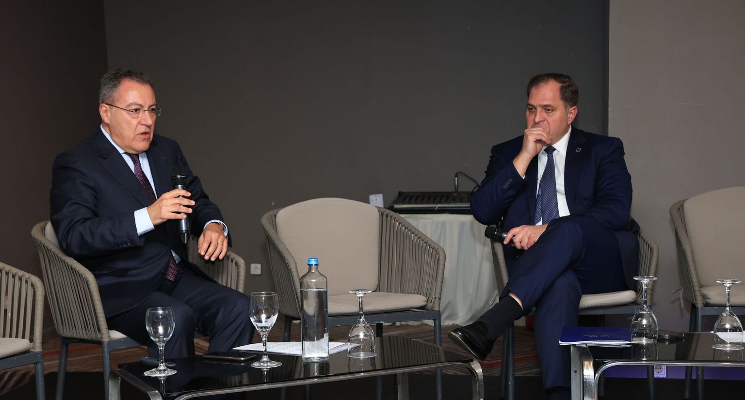 [Translate to Grec:] 