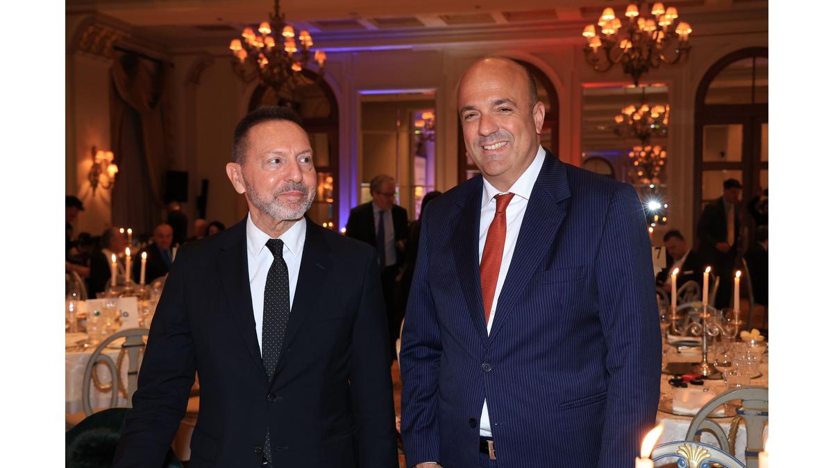 [Translate to Grec:] 