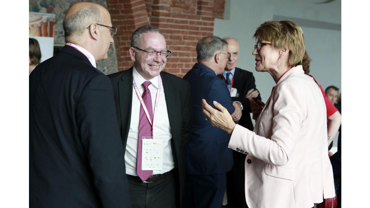 [Translate to Français:] 