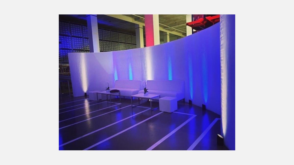 Airstar Japan lance un concept créatif de cloisonnements en papiers décoratifs