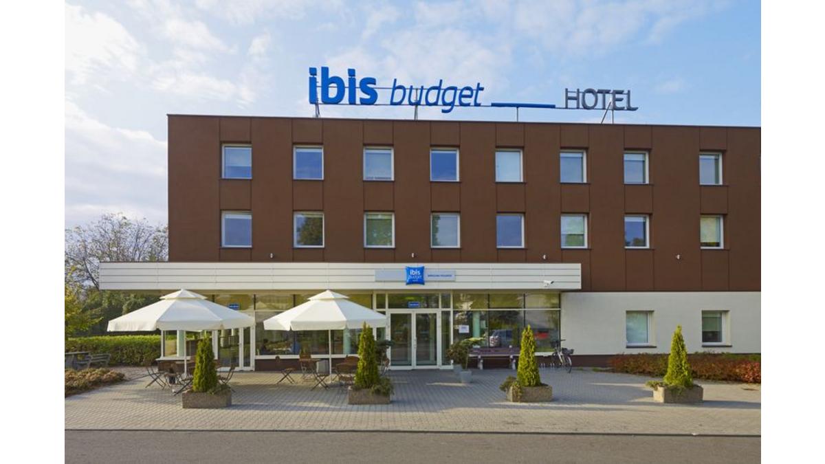 Fasada ibis budget Wrocław Południe