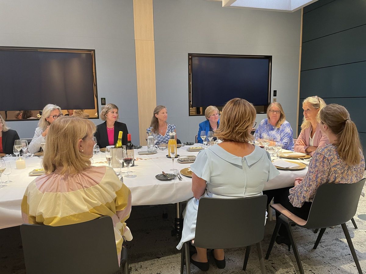 Women-Business-Circle-Dinner-Sophie-Henderson-French-Chamber-of-Great-Britain