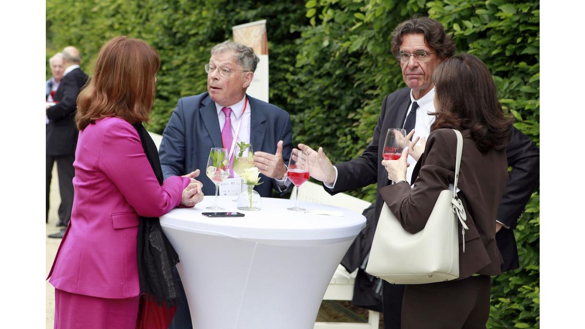 [Translate to Français:] 