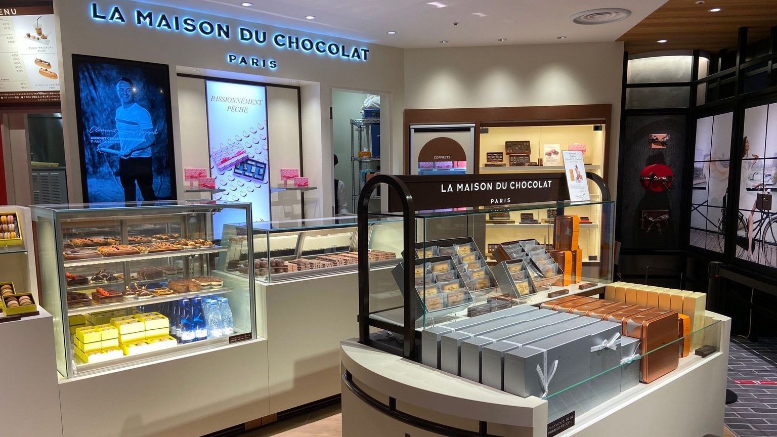 [Translate to Japonais:] La Maison du Chocolat opened a new boutique in Yokohama