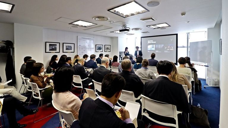 日本の消費者の冷笑主義（シニシズム）を理解する