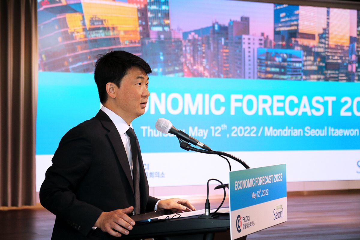 Economy experts share insights during Economic Forecast Seminar 2022