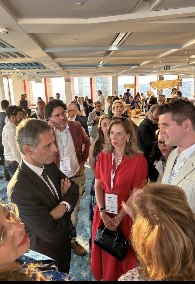 [Translate to Grec:] 