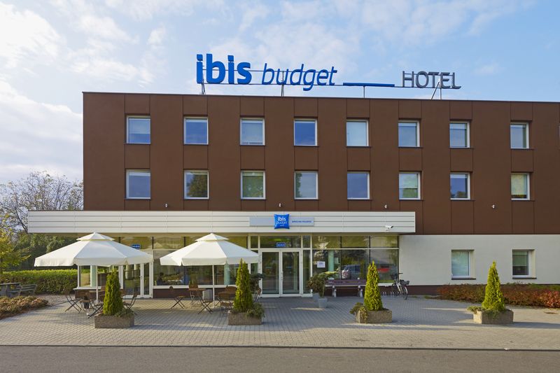 Fasada ibis budget Wrocław Południe