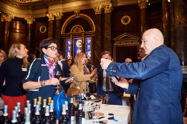 International-Tasting-the-French-Chamber