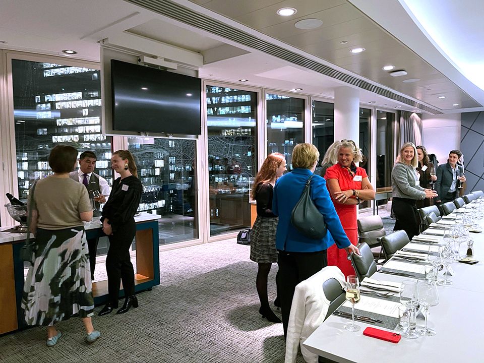 Women's Business Club dinner with Laura Citron