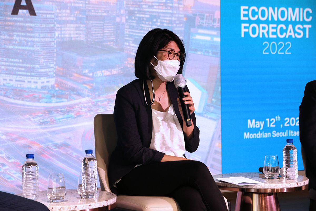 [Translate to Coréen:] Economy experts share insights during Economic Forecast Seminar 2022