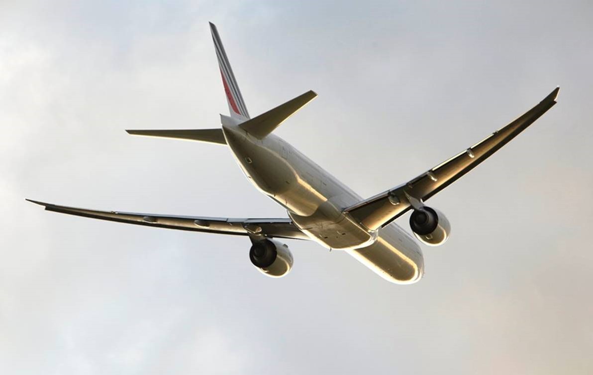 Air France KLM Martinair Cargo and Bolloré Logistics team up to launch the first low-carbon airfreight route between France and the United States