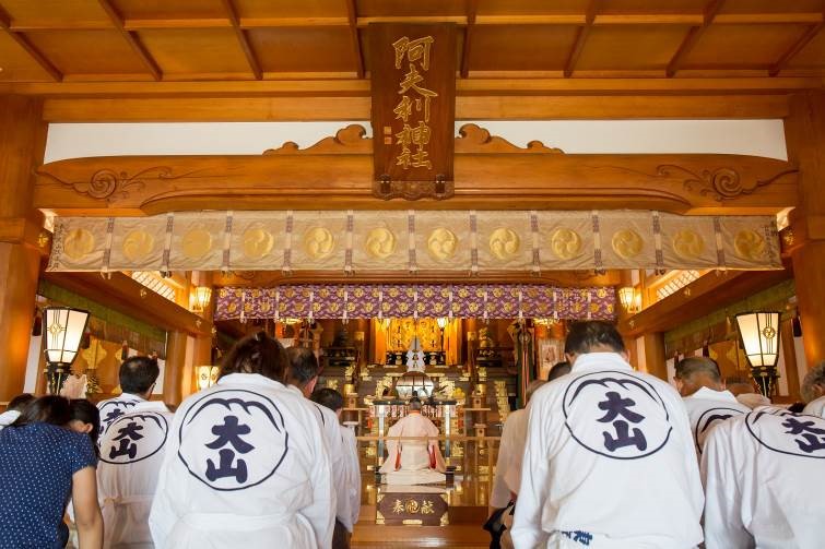 EExpérience de prière au sanctuaire Oyama Afuri