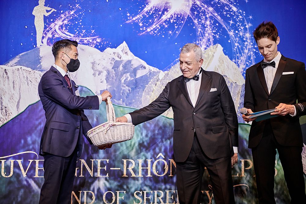 FKCCI Gala 2022 - Auvergne-Rhônes-Alpes: Land of Serenity - Lucky Draw Bluebell