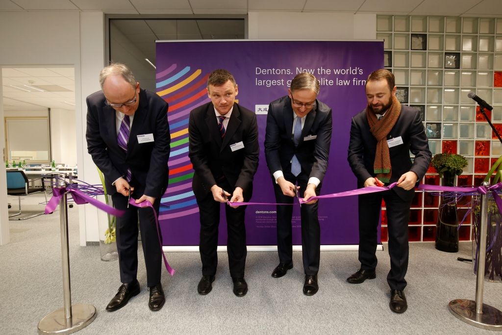 DBSE - przecięcie wstęgi